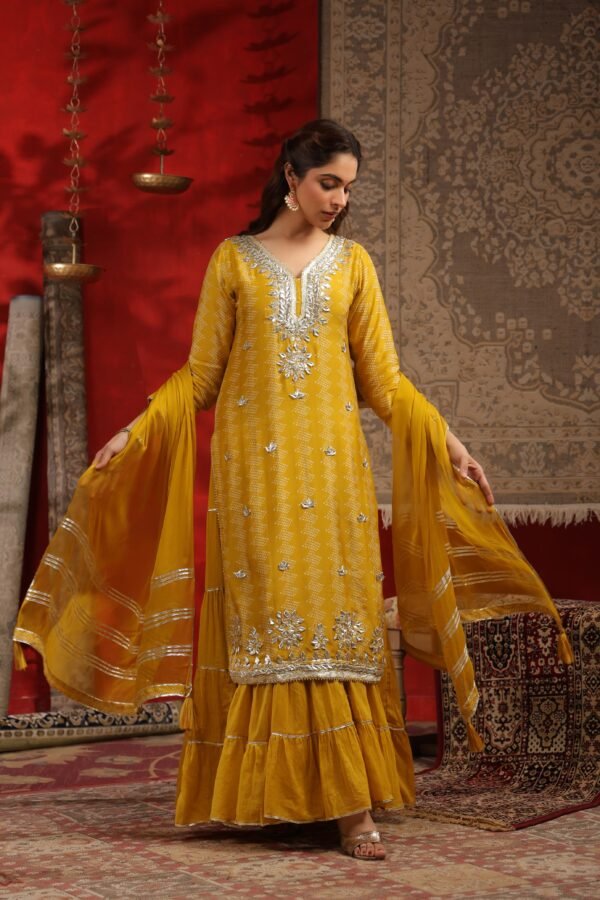 3 Gamboge Yellow