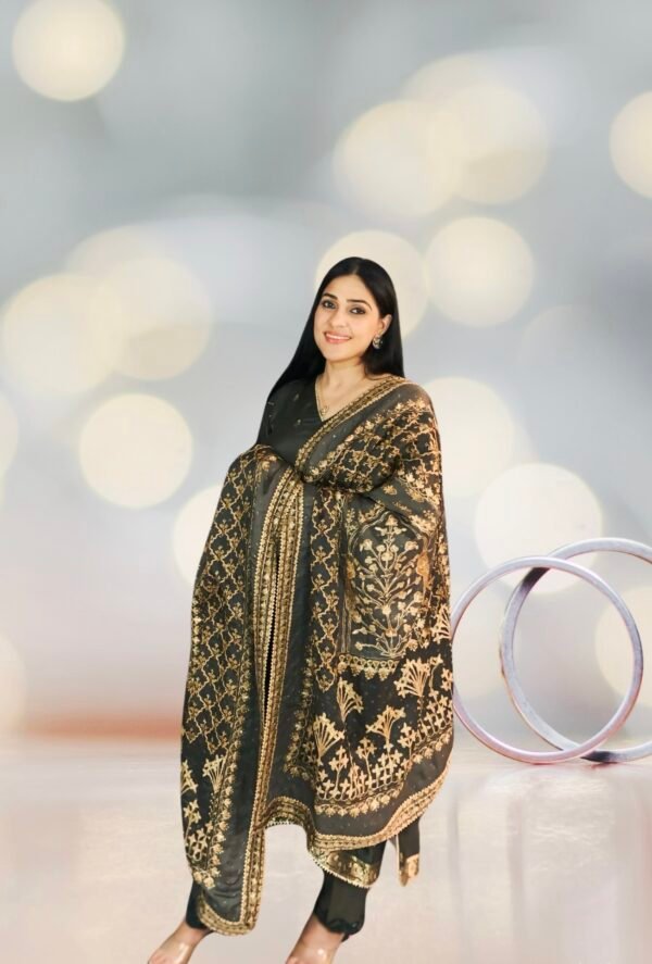 bridal dupatta and Kurta set b