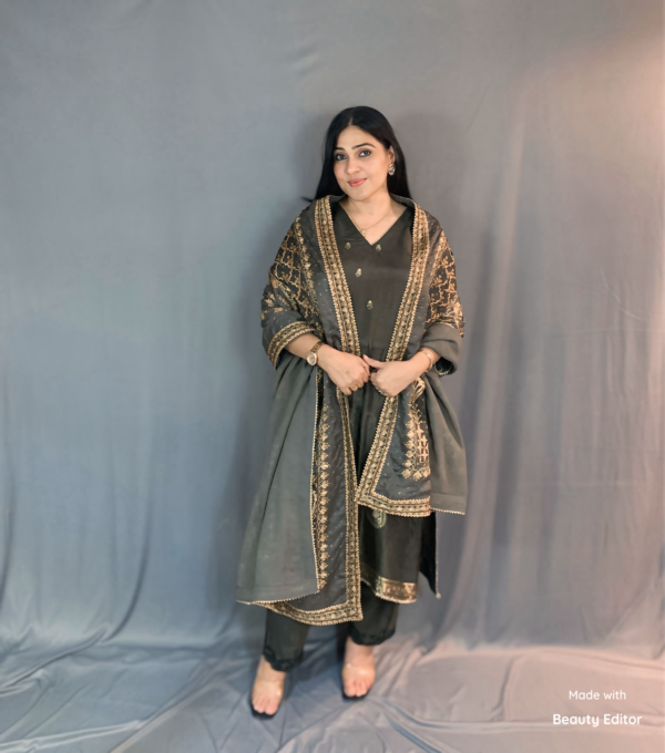 bridal dupatta and Kurta set c